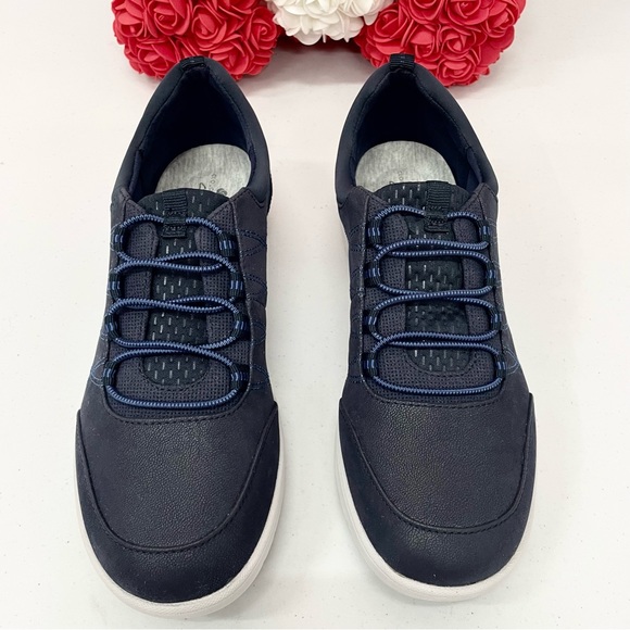 New Clarks Cloudsteppers blue slip on sneakers shoes size 8 - Picture 4 of 8